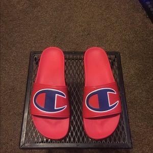 Champion iPo slides